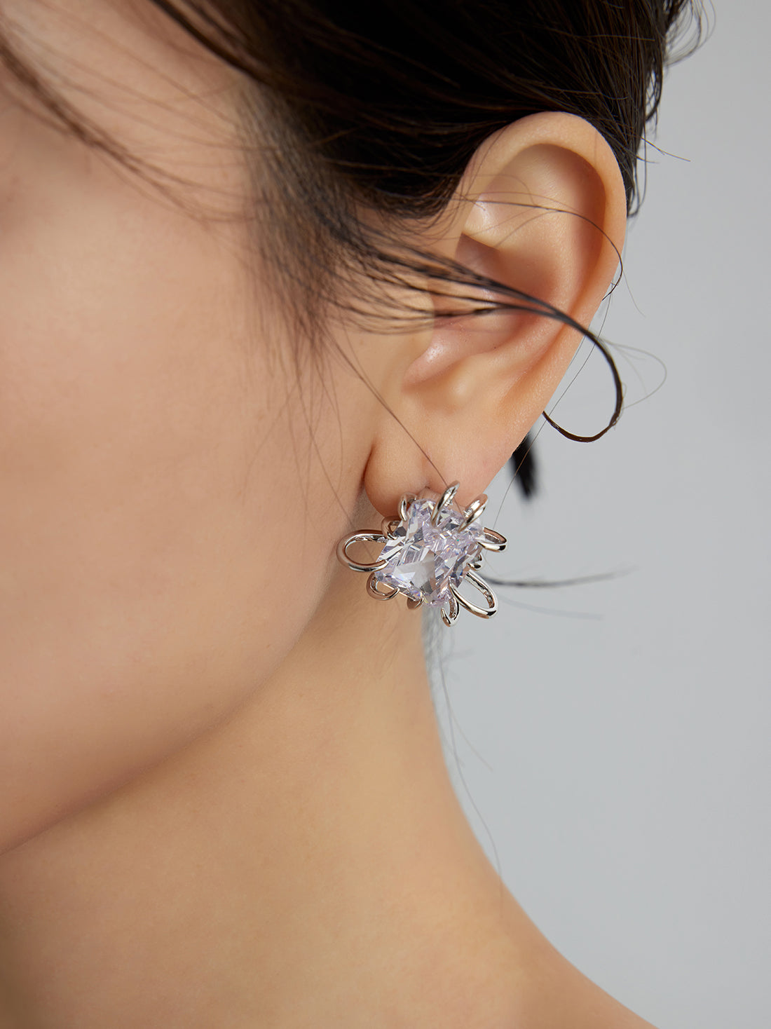 Boucles d'oreilles bijoux groupées - la combinaison parfaite de mode et d'élégance