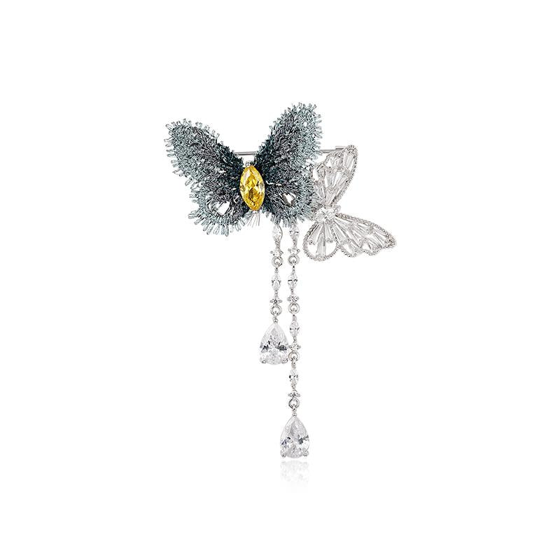 Morning Dew Brooch: Exquisite embellishment to capture the beauty of the morning glow