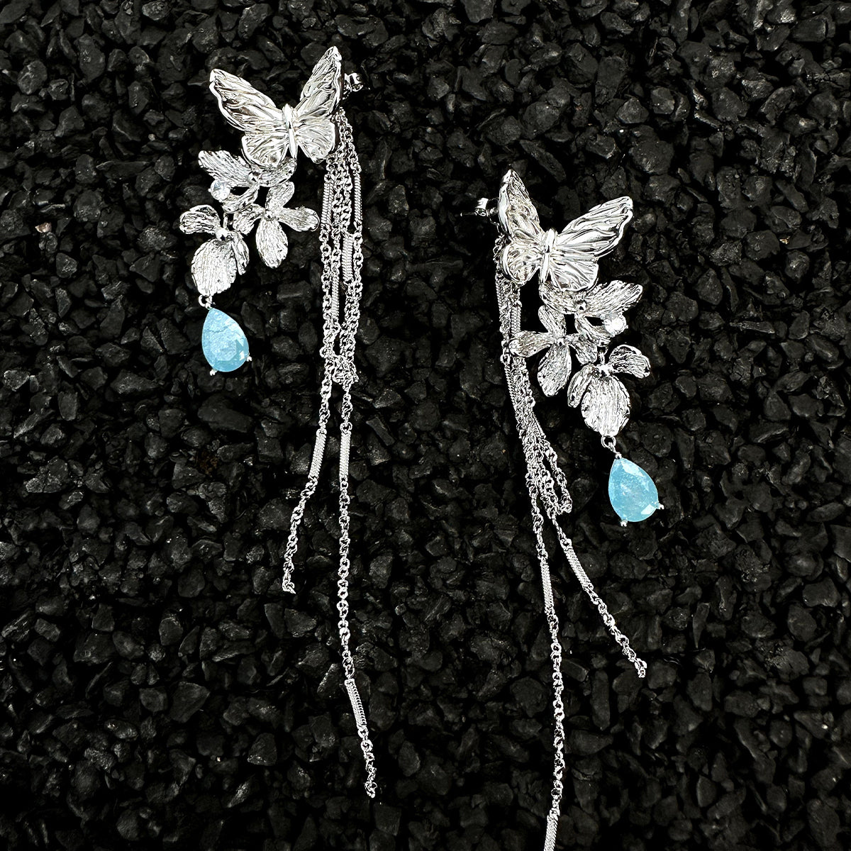 Butterfly tassel flower earrings: Light beauty, jump in the ear