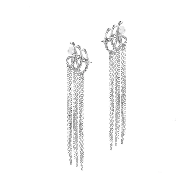 Mechanical tassel earrings - the perfect combination of fashion and craftsmanship