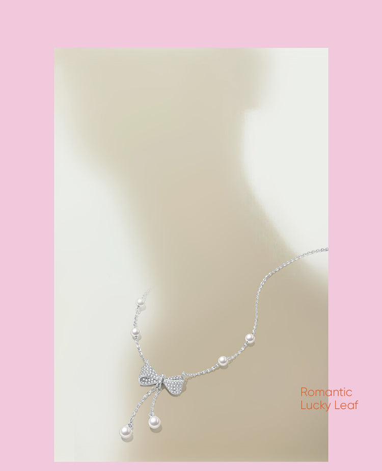 Pearl bow necklace: The perfect blend of classic and modern