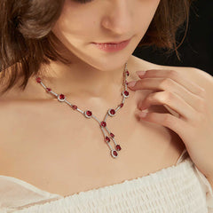 Collier en zircon rouge