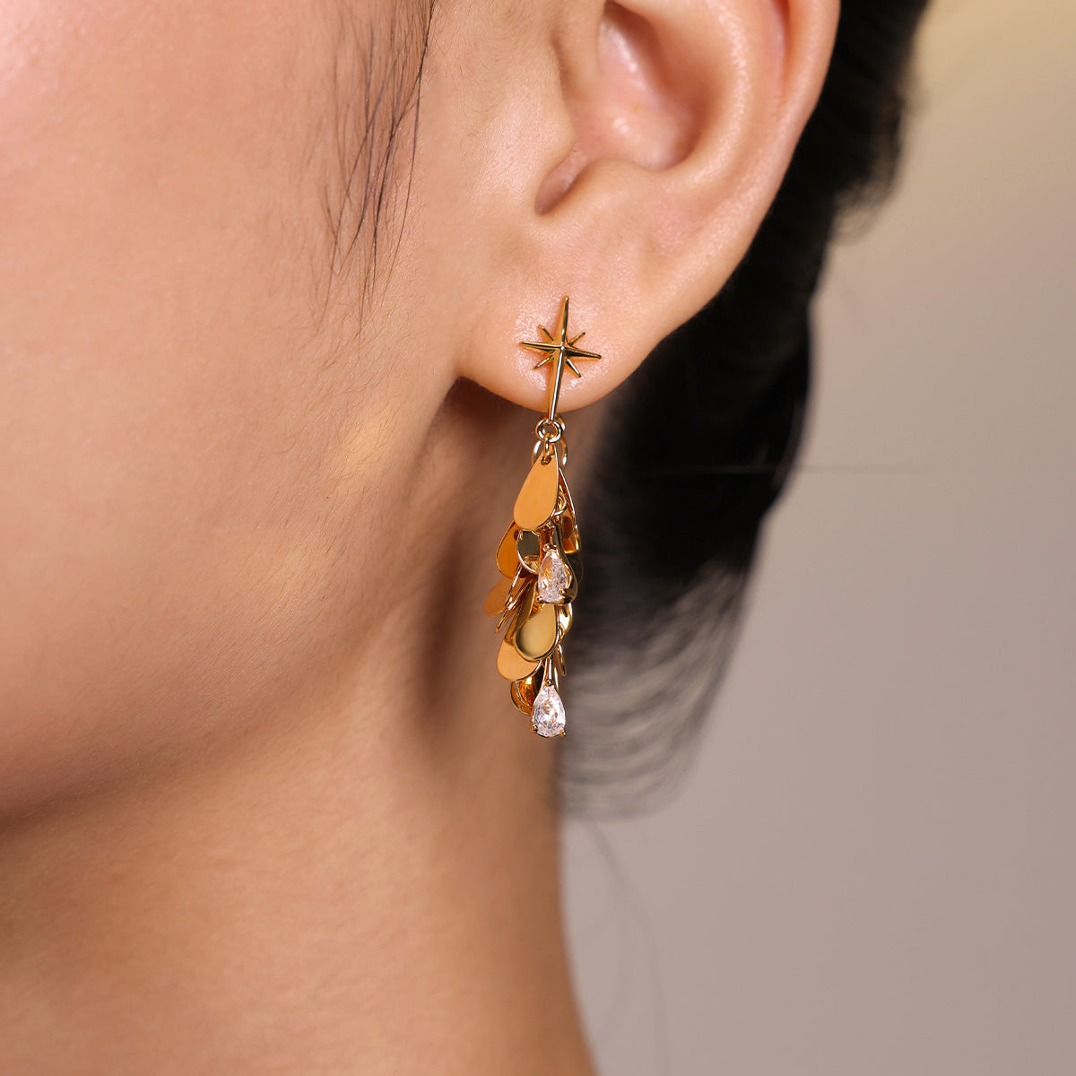 Bright stars, ears blooming - eight-pointed star tassel earrings