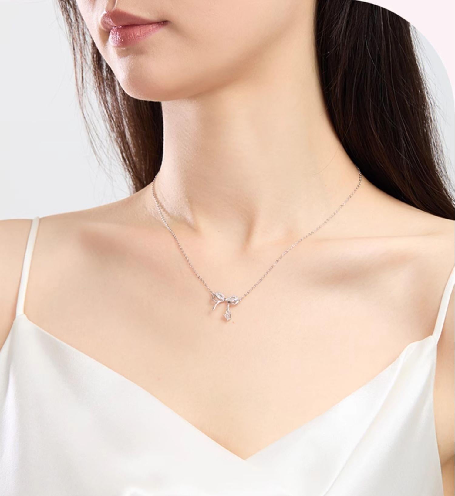 Bow necklace: a symbol of elegance and romance